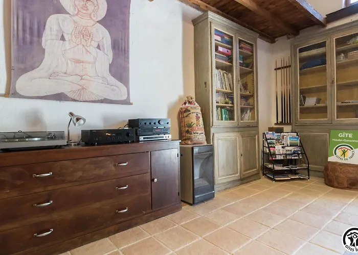 Tatil Evi En Pascot - 190 M2 Pour 6 Personnes - Ideal Familles Et Amis - 3 Et 2 Salles De Bain - Billard, Jardin, Barbecue Et Bibliotheque - A 10 Min De Villefranche, Nailloux Et Du Canal Du Midi