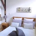 Vakantiehuis Grand 190 M2 - 3 Pour 6 Pers Avec Billard, Jardin Et Barbecue - Ideal Familles Ou 2-3 Couples - Proche Canal Du Midi *