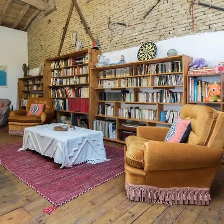 Дом отдыха En Pascot - 190 M2 Pour 6 Personnes - Ideal Familles Et Amis - 3 Et 2 Salles De Bain - Billard, Jardin, Barbecue Et Bibliotheque - A 10 Min De Villefranche, Nailloux Et Du Canal Du Midi